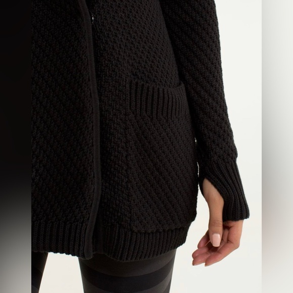 Lululemon Post Practice Cardigan - Picture 4 of 11
